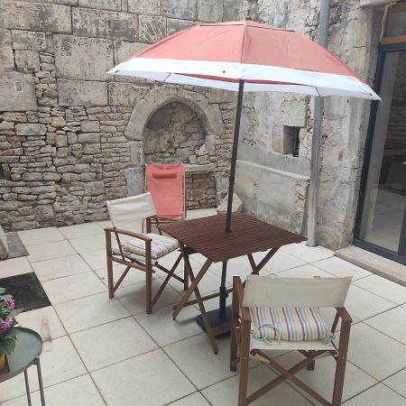 Studio De Charme, Au Calme Dans Le Vieux Chaumont Chaumont  Exterior foto